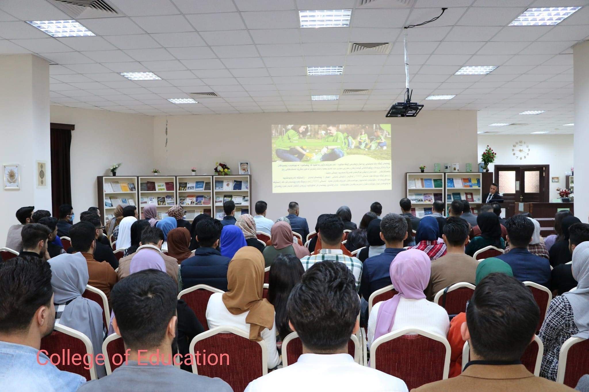 کۆلێژی زانستە ئەندازیارییە کشتوکاڵیەکان بە هاوبەشی لەگەڵ وەزارەتی کشتوکاڵ و سەرچاوەکانی ئاوی حکومەتی هەرێمی کوردستان، وێرکشۆپێکی هاوبەشیان ئەنجامدا. هەڵکەوتی ٢٤/٢/٢٠٢٢، بەشی سامانی ئاژەڵی لە کۆلێژی زانستە ئەندازیارییە کشتوکاڵیەکانی زانکۆمان، وێرکشۆپێکی هاوبەشیان لەگەڵ وەزارەتی کشتوکاڵ و سەرچاوەکانی ئاوی حکومەتی هەرێم، لەژێر ناونیشانی 